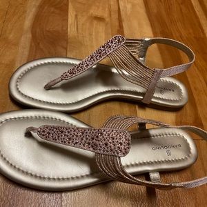 Bandalino slip-on sandals